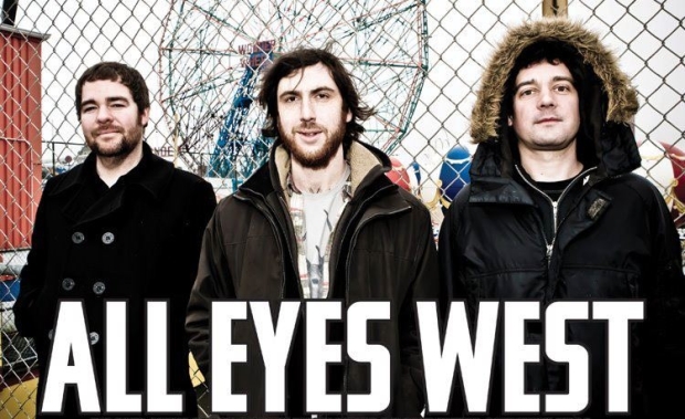 all eyes west