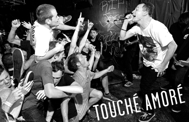 TOUCHE AMORE